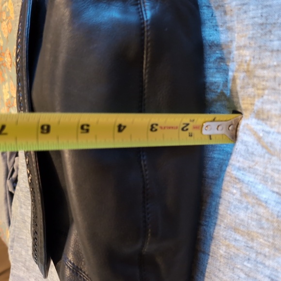 Micheal Kors Collection Skorpios black leather flap bag - Picture 11 of 13